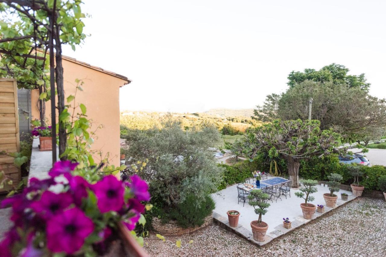 Hôtel Le Mas Silvestre à Saint-Saturnin-les-Apt Extérieur photo